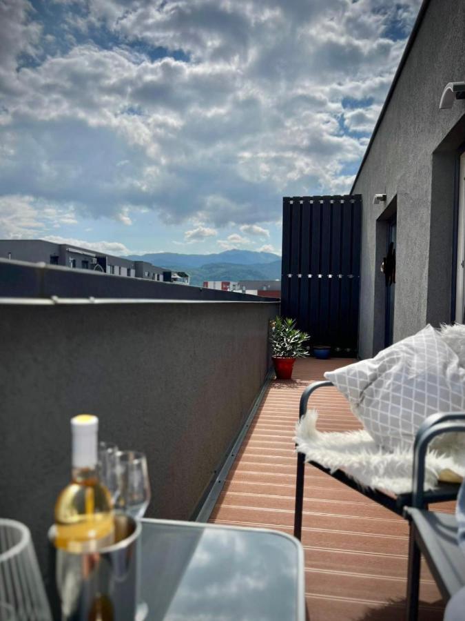 Blue Boho Studios And Apartments Brasov Exterior photo