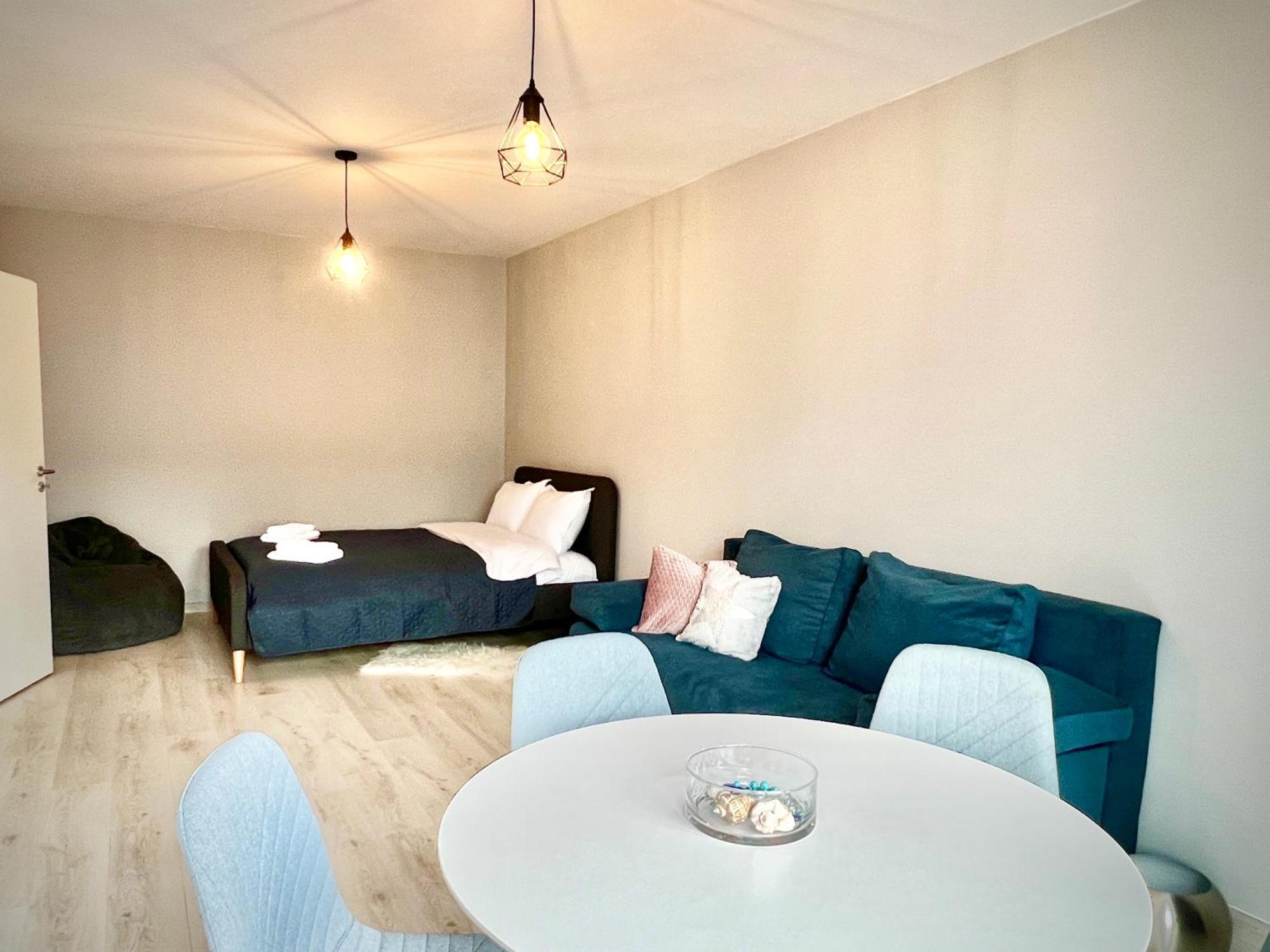 Blue Boho Studios And Apartments Brasov Exterior photo
